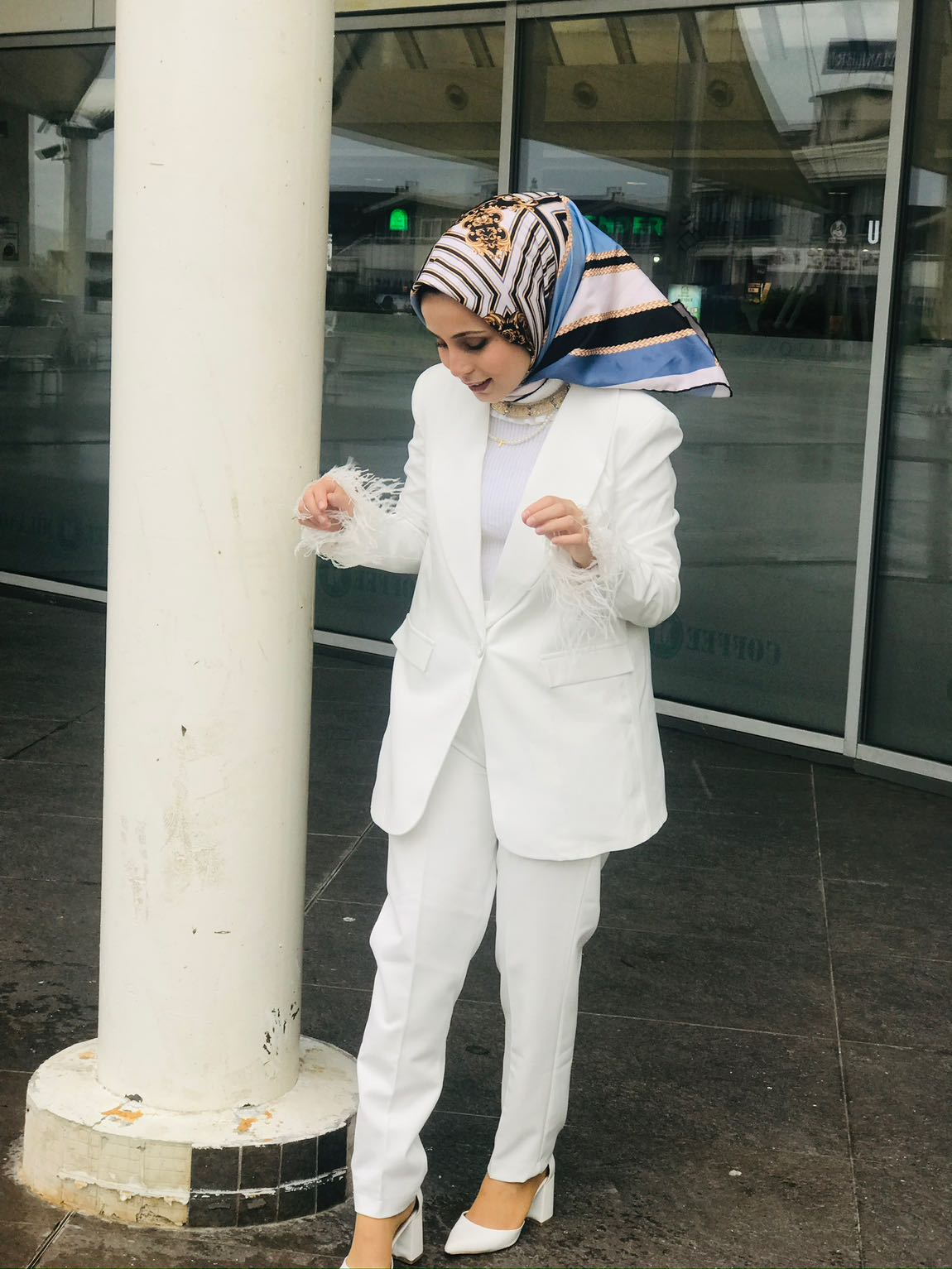 Tüylü Blazer Ceket ve Pantolon Takım — görsel 5/9