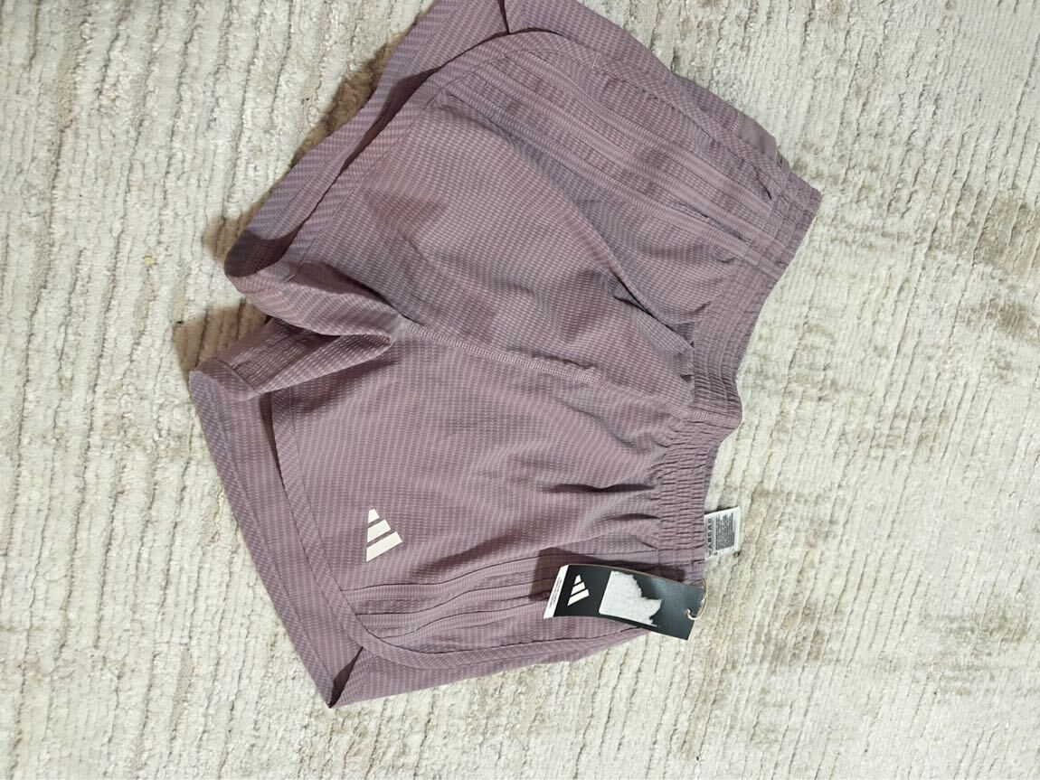 Adidas kadın koşu şortu — görsel 2/5