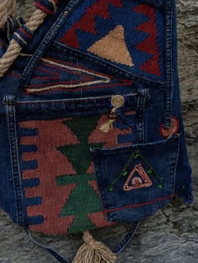 El Yapımı Etnik Desenli Kot Askılı Çanta — görsel 3/7