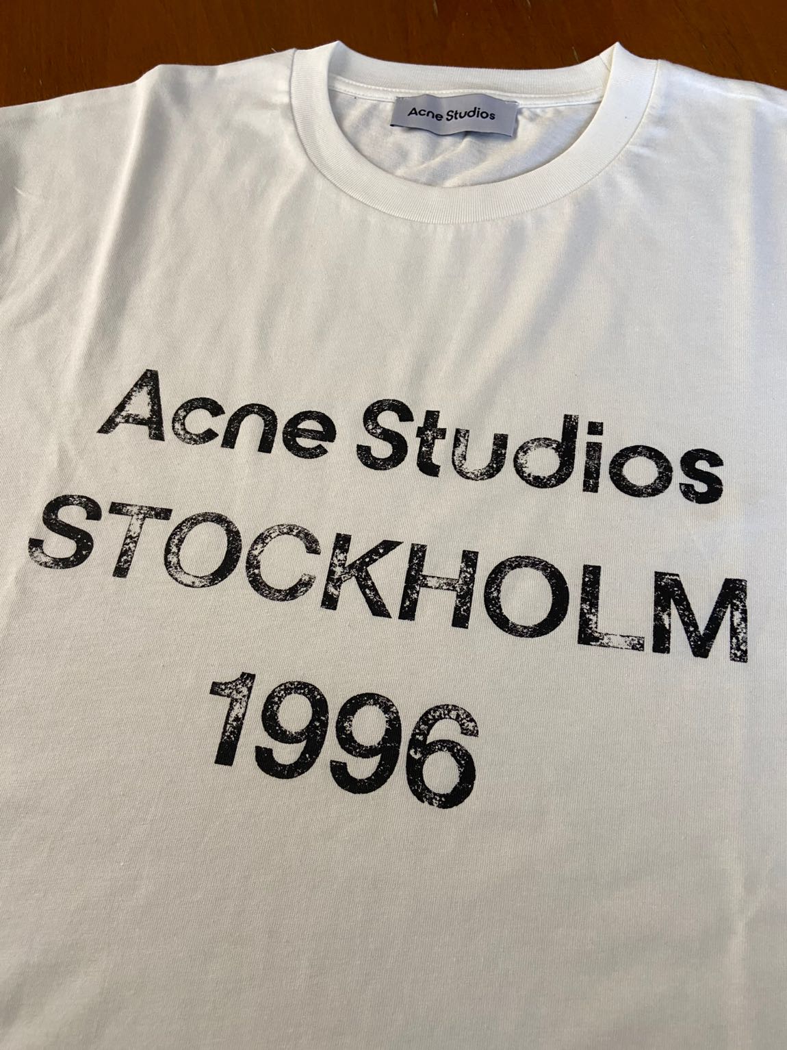 acne studios — görsel 4/6