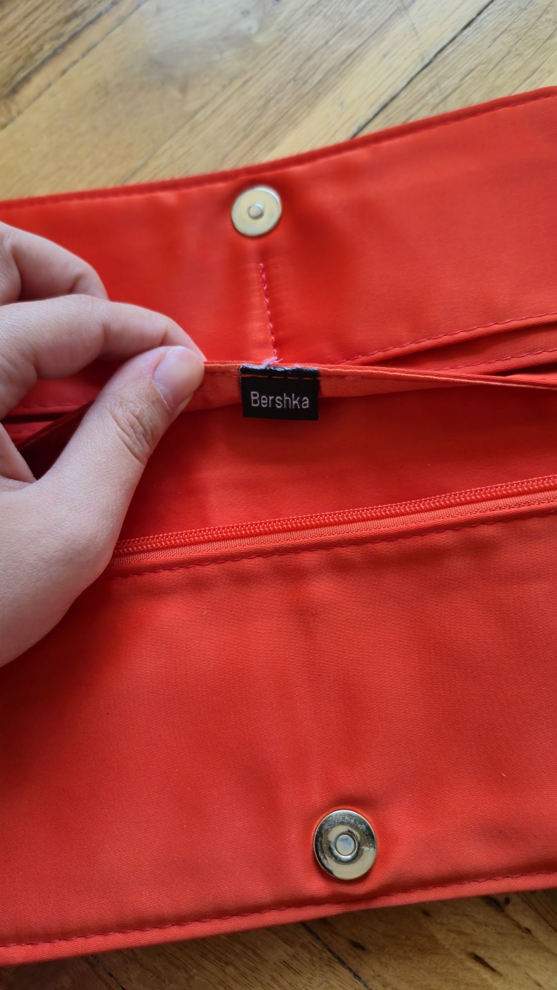 Bershka Turuncu Cüzdan — görsel 3/5