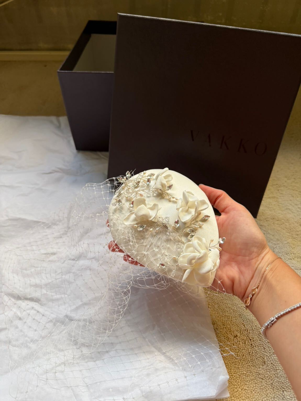 Vakko Bridal gelin tokası saç aksesuarı — görsel 2/7