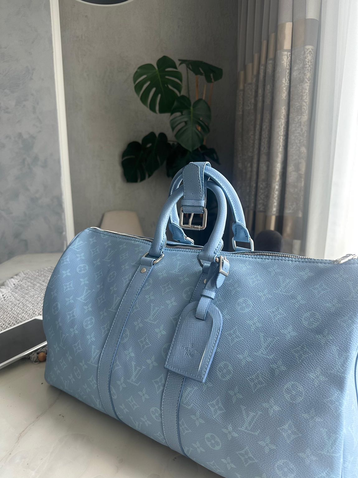 Louis Vuitton Mavi Valiz — görsel 3/4