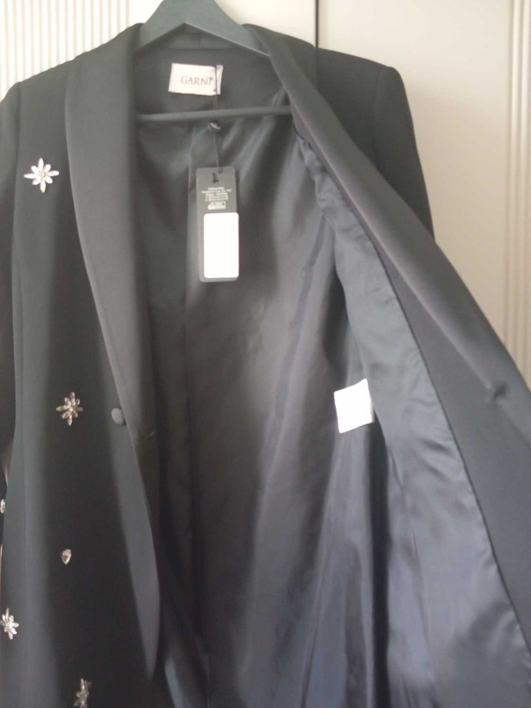 Siyah İşlemeli Blazer Ceket — görsel 2/5