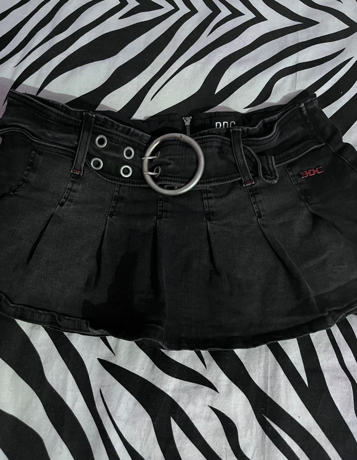 Urban Orjinal Vintage 00s Mini Kot Etek — görsel 2/6
