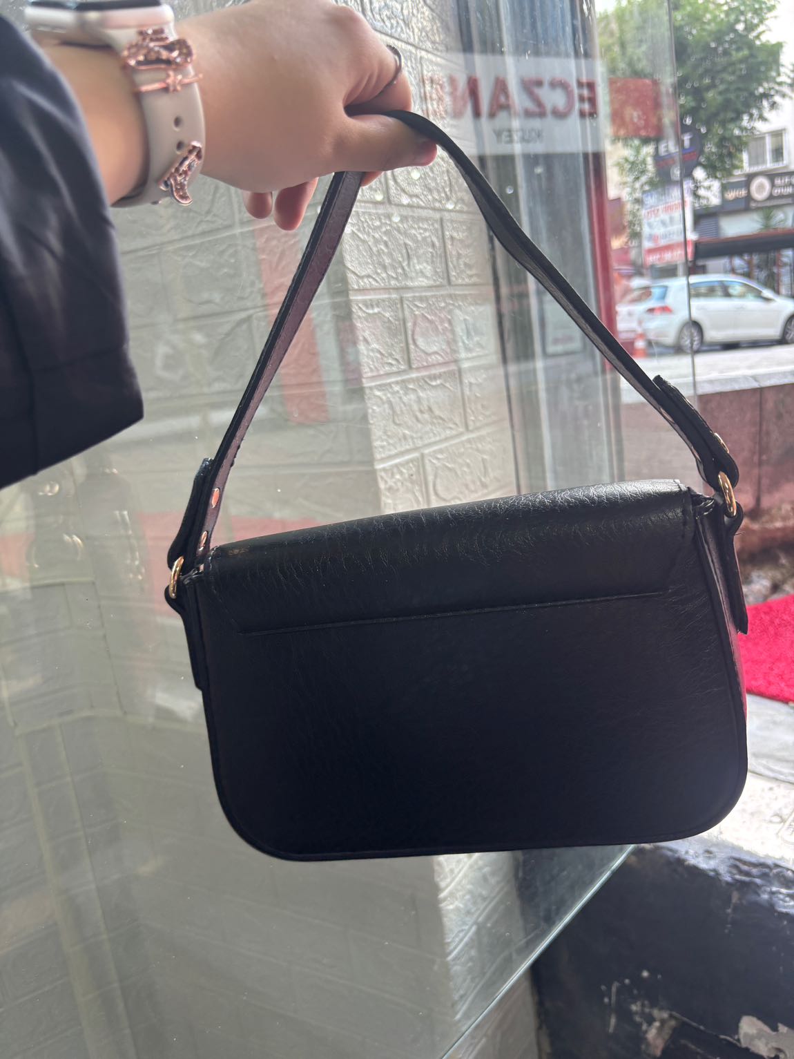 Yves Saint Laurent Siyah Çanta — görsel 4/5