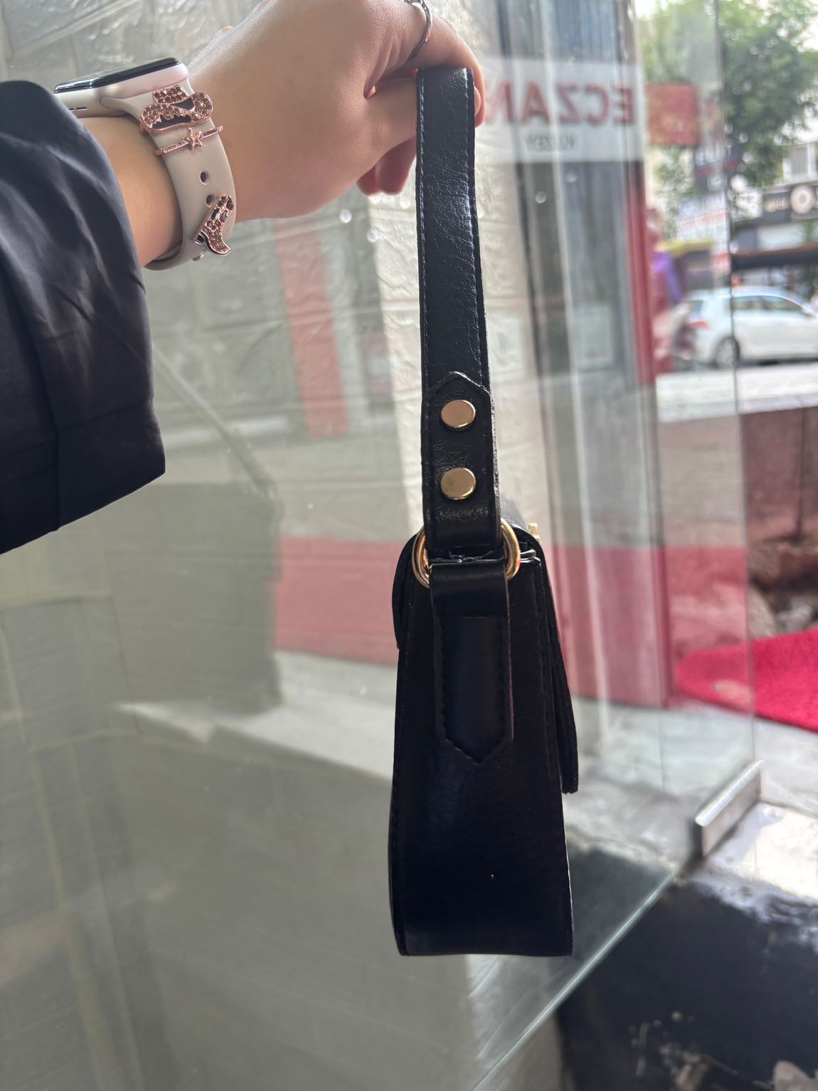 Yves Saint Laurent Siyah Çanta — görsel 3/5