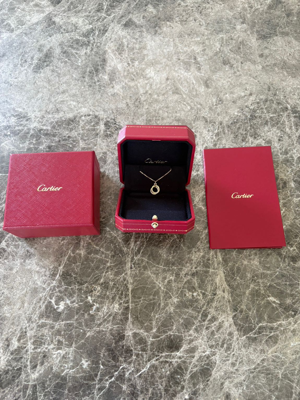Cartier Trinity Kolye — görsel 2/11