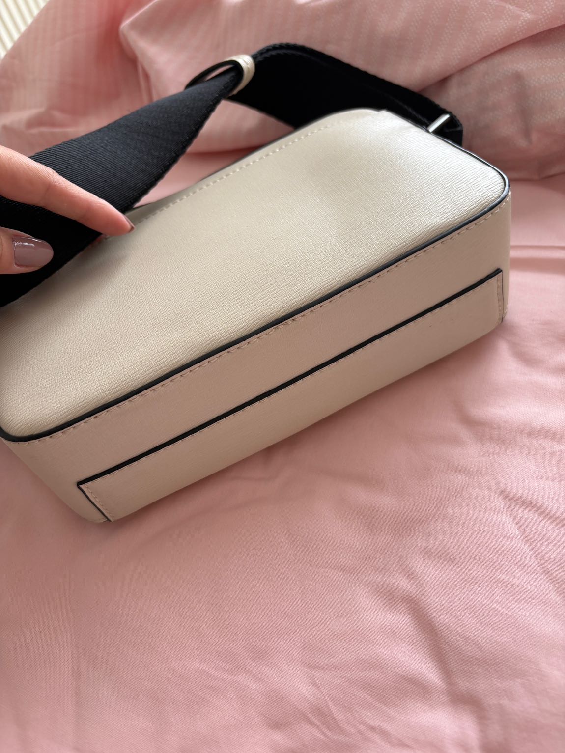 Calvin Klein Krem Omuz Çantası — görsel 4/6