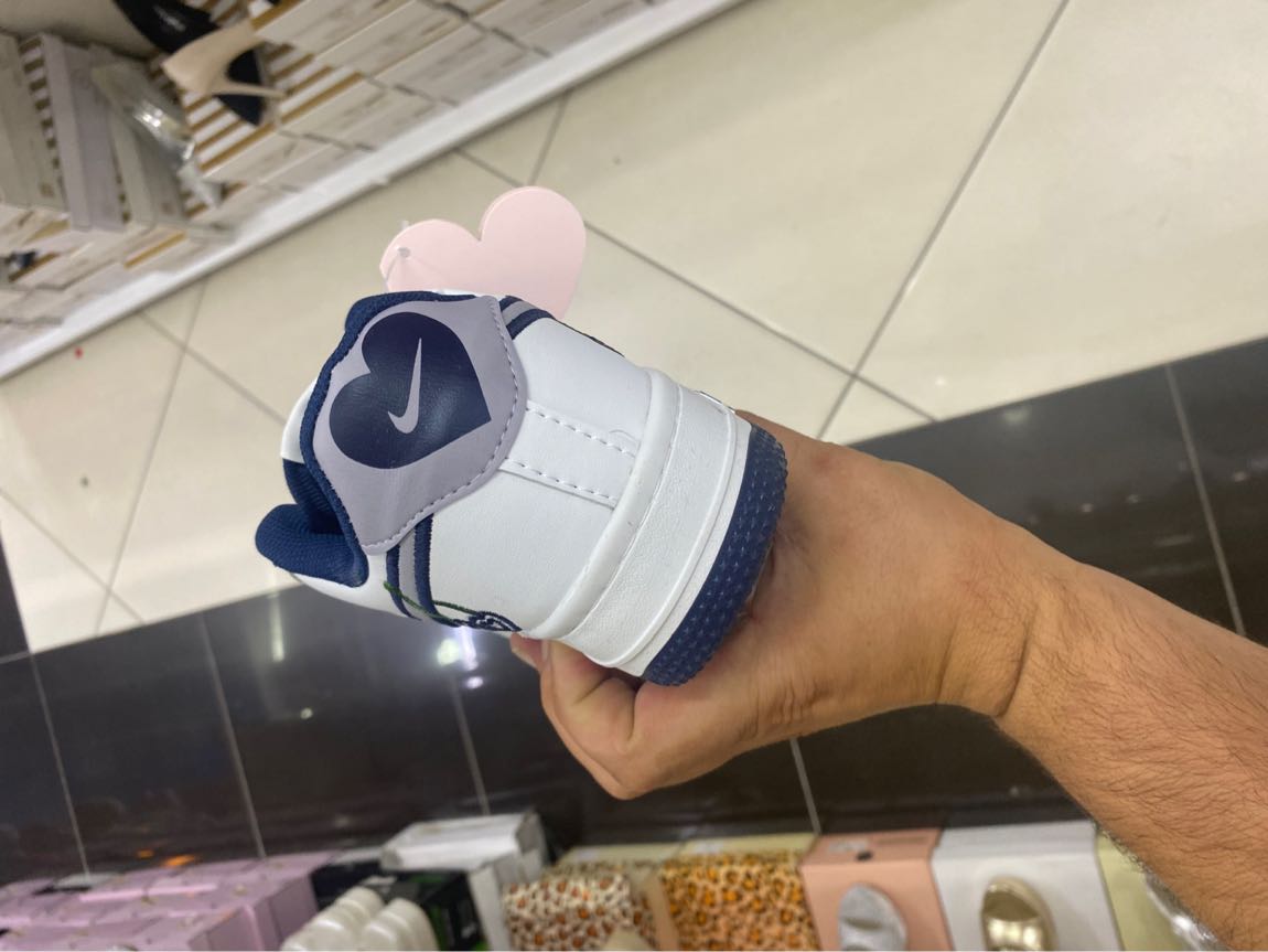 Nike Beyaz Sneaker — görsel 4/4
