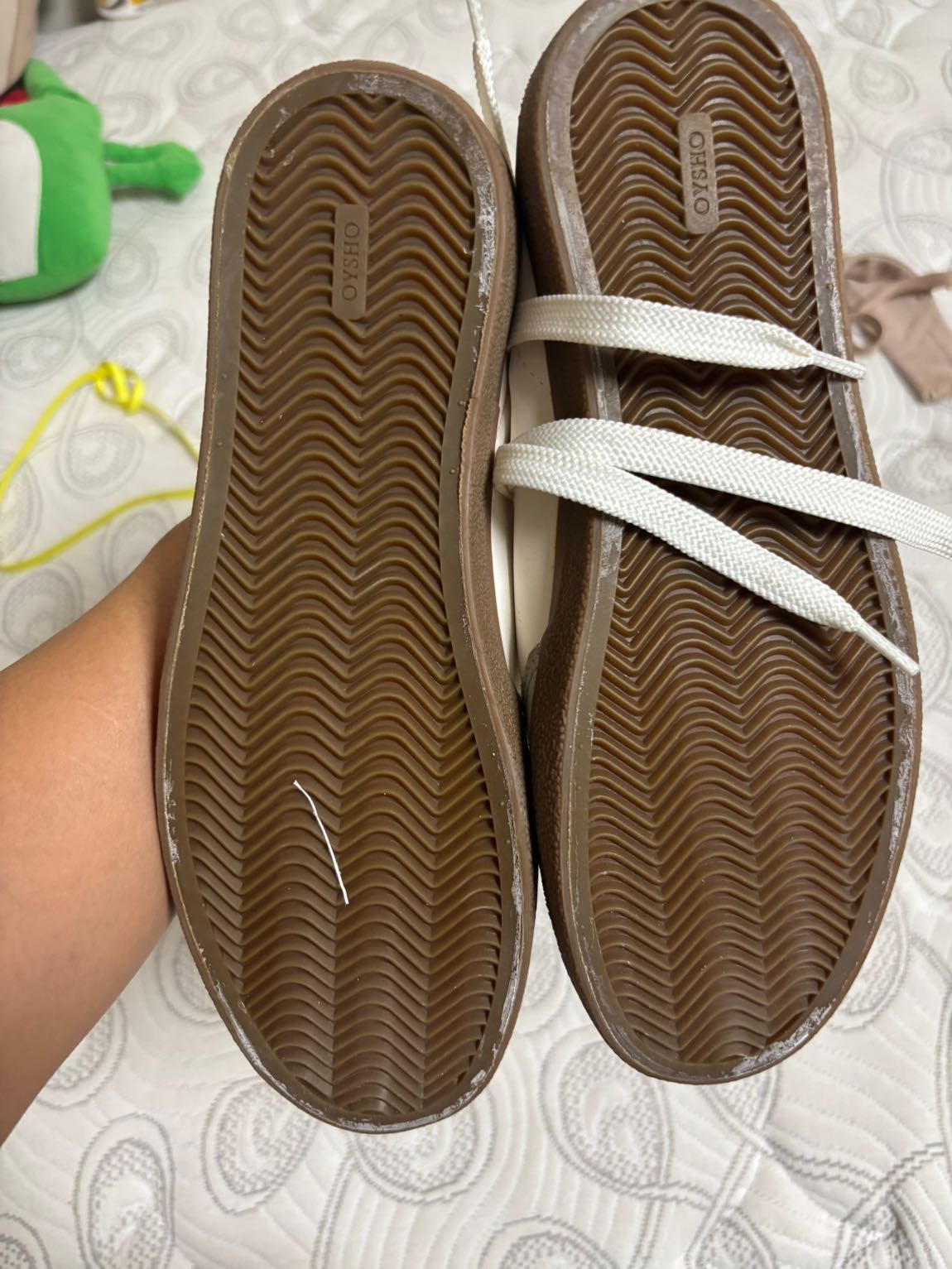 Beyaz Süet Sneaker — görsel 4/5