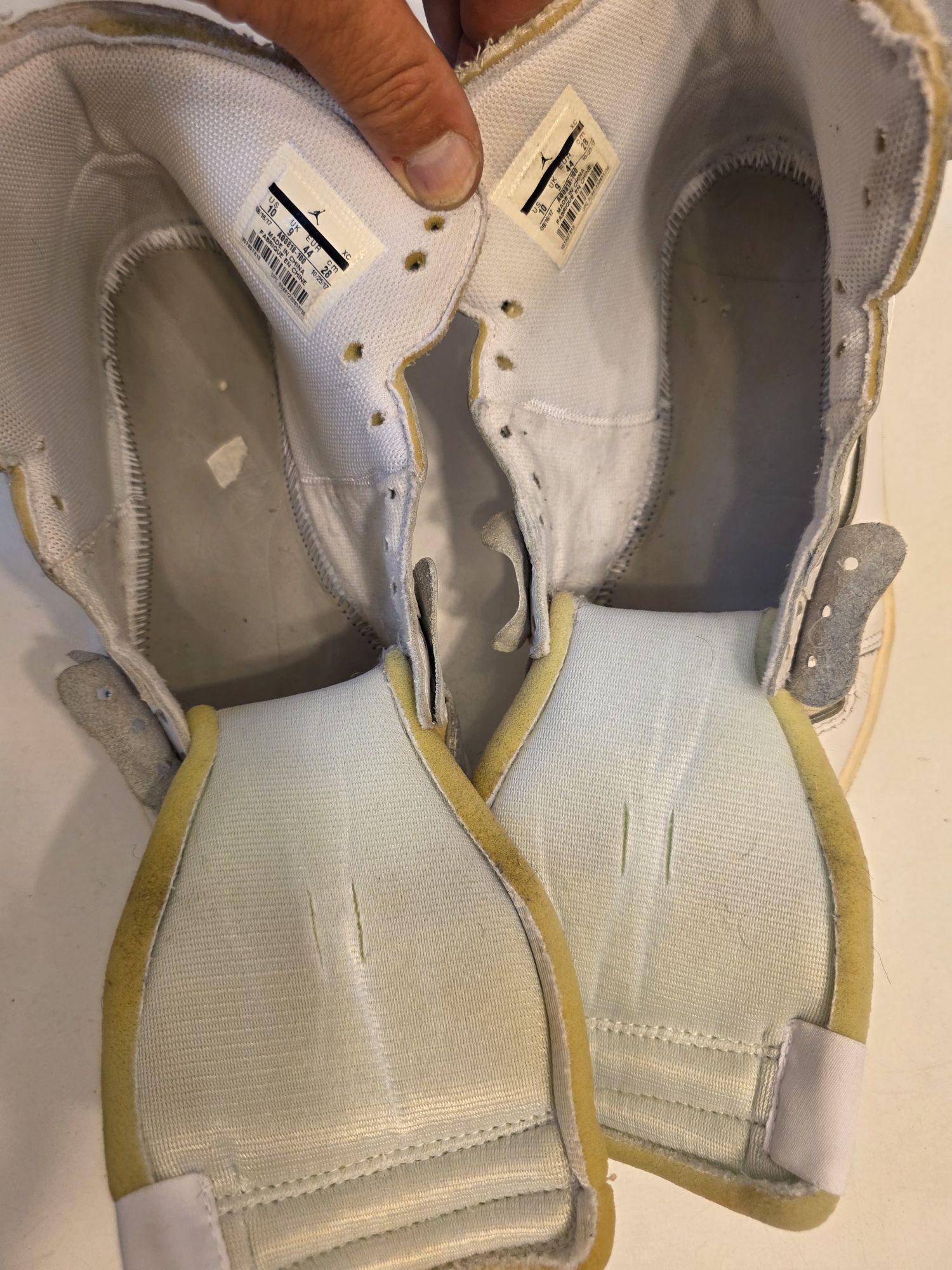 Off-White Air Sneaker — görsel 8/14