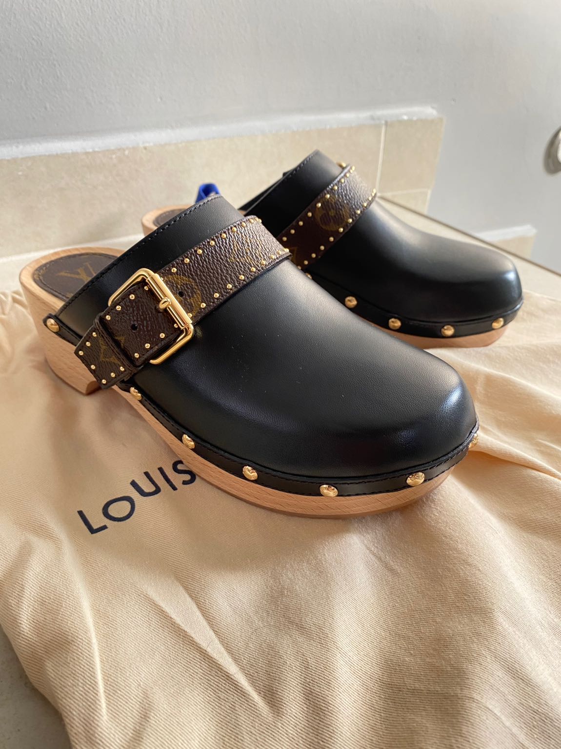 Louıs Vuitton Sabo Terlik — görsel 3/15