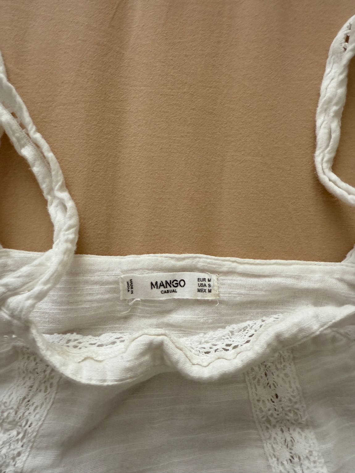 Mango Beyaz Dantelli Bluz — görsel 2/4