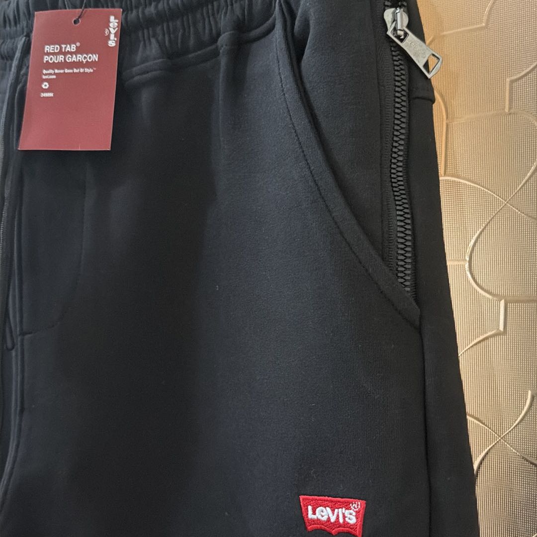 Levis — görsel 3/4