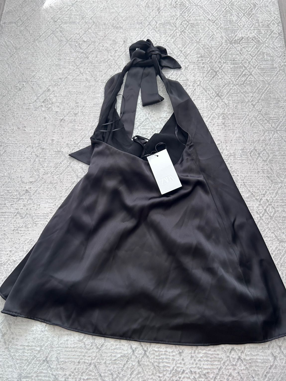 Zara Saten Halter Yaka Mini Elbise — görsel 6/6