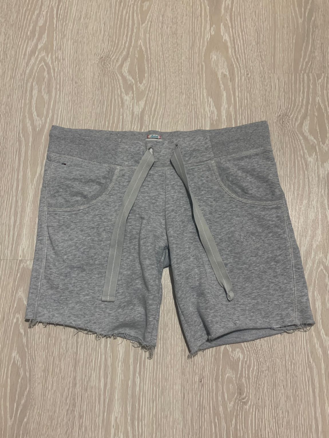 tommy hilfiger şort — görsel 2/4