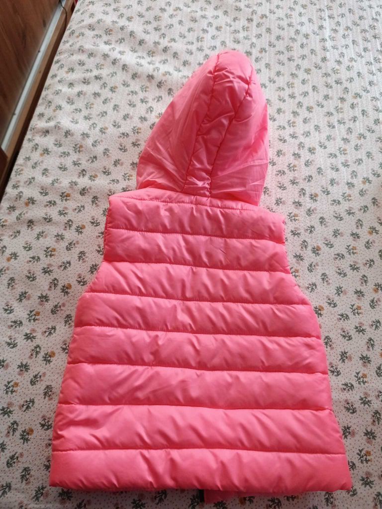 Kapüşonlu Pembe Yelek 6.7 yas — görsel 5/5