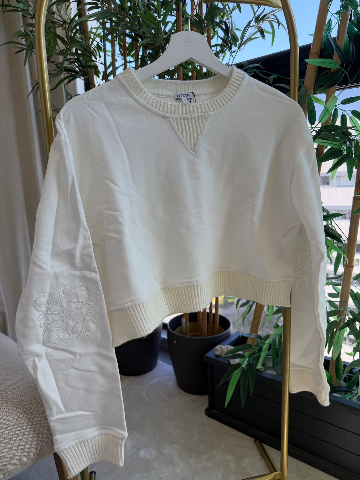 Beyaz Sweatshirt — görsel 2/4