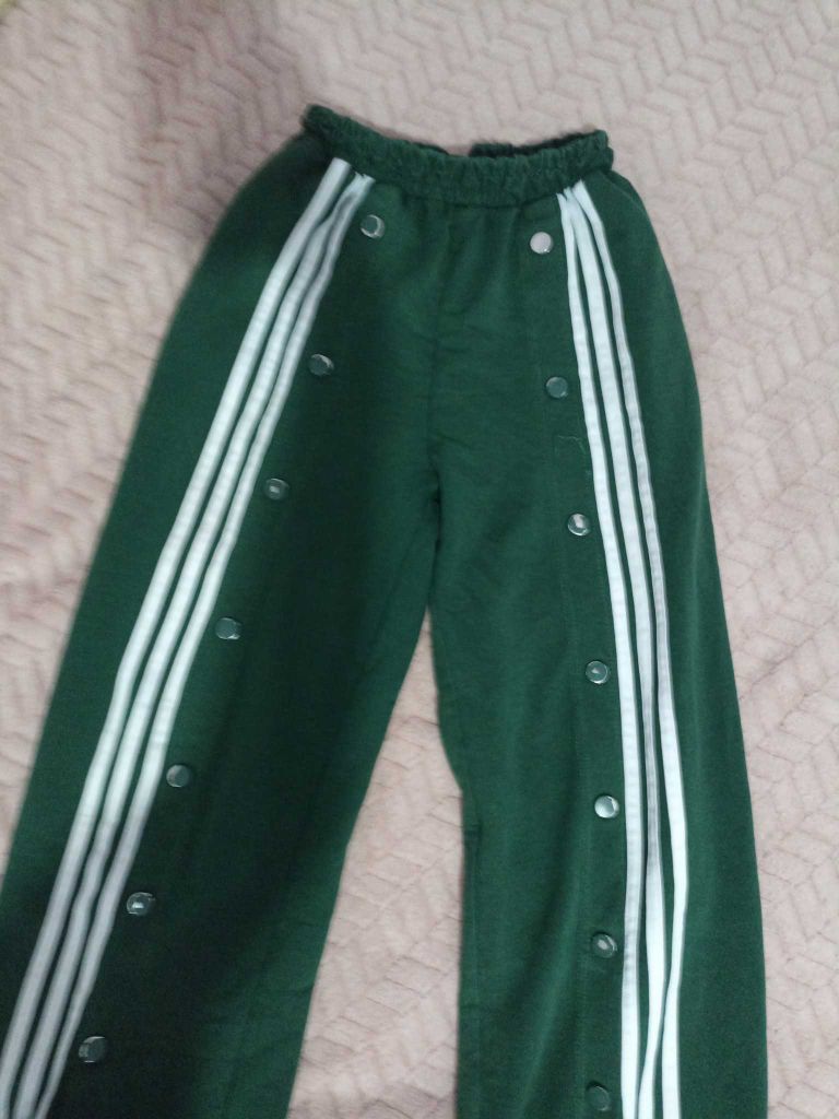 Adidas Beyaz T-Shirt ve eşofman altı — görsel 5/5