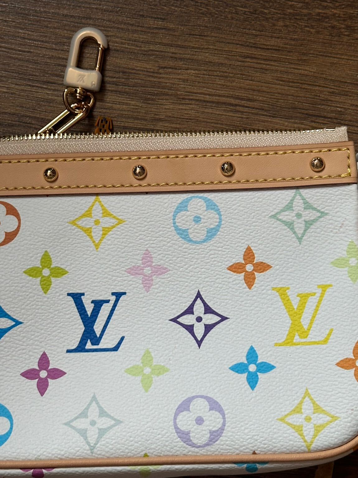 Louis Vuitton Çok Renkli Çanta — görsel 6/7