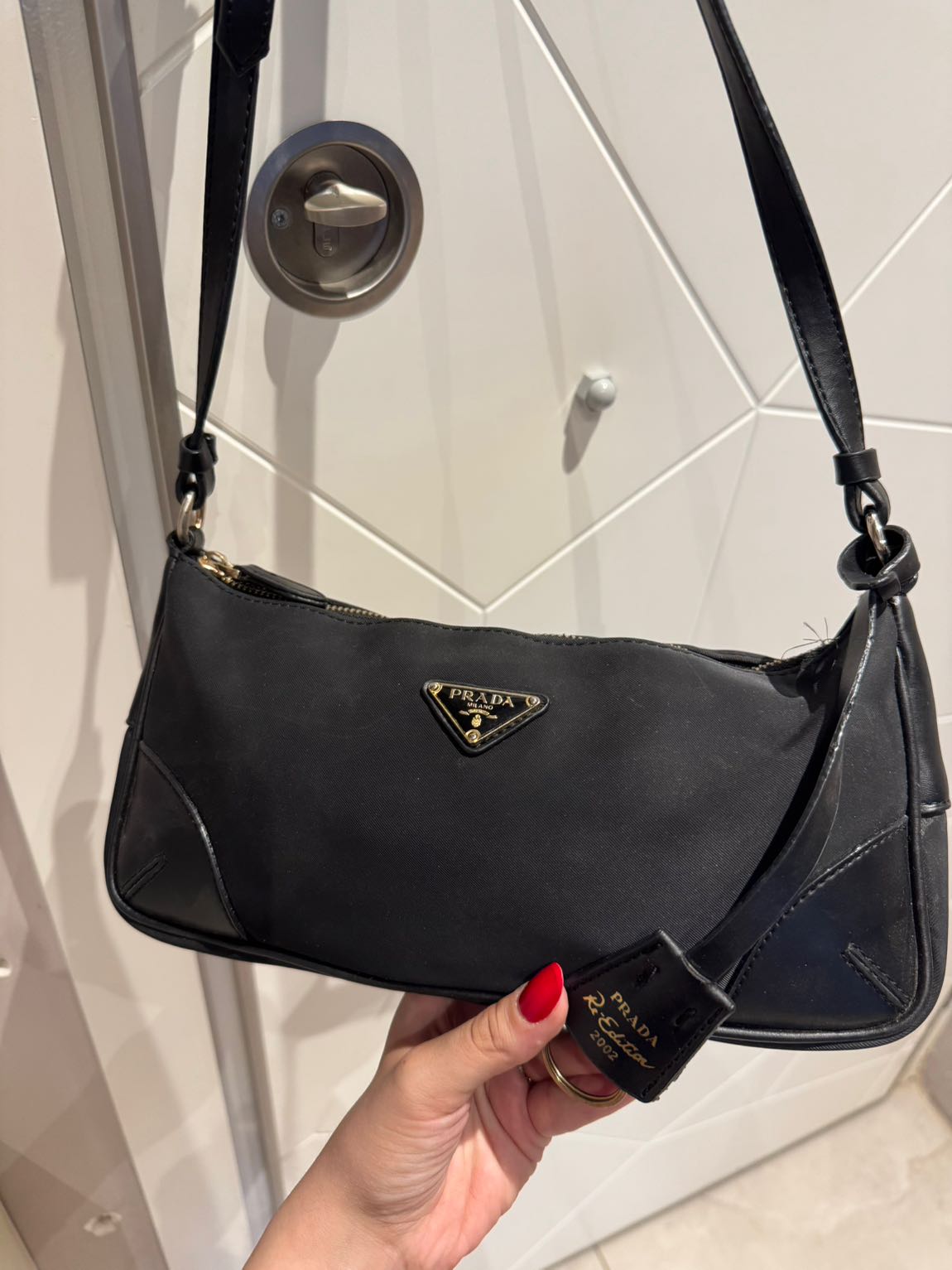 Prada Siyah Omuz Çantası — görsel 4/6
