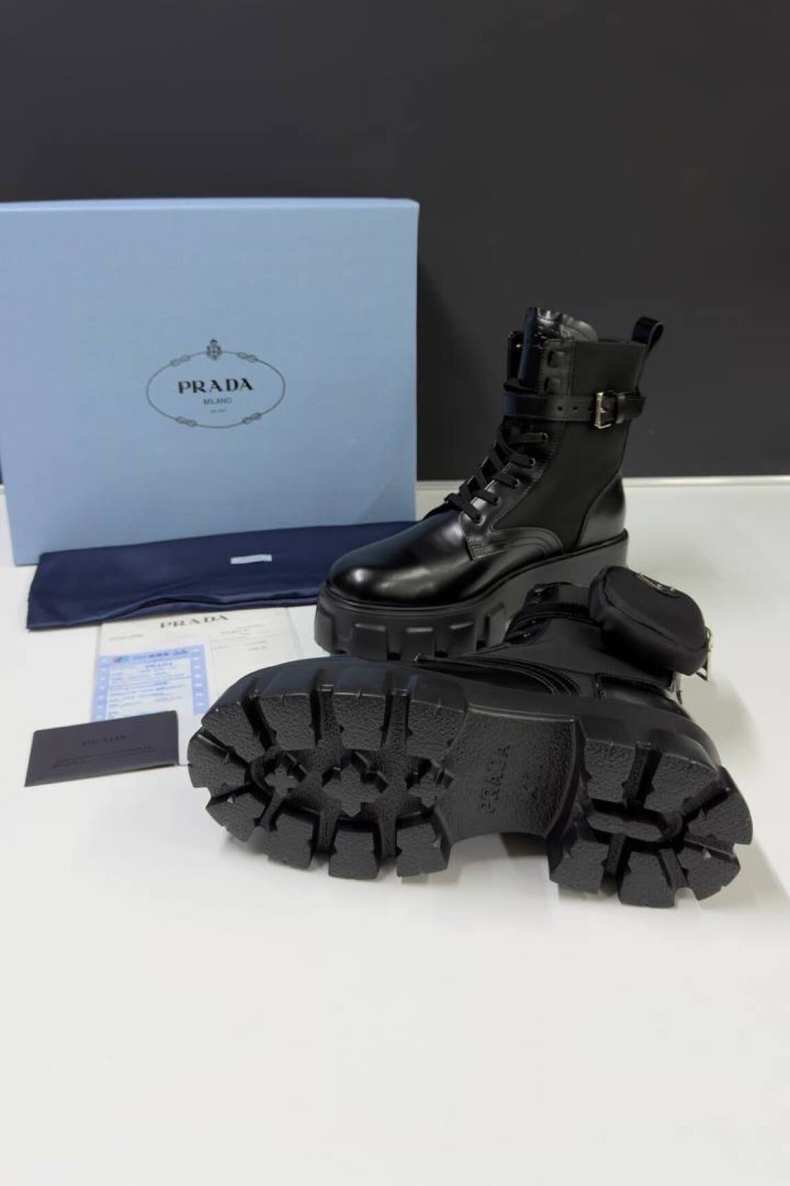 Prada Siyah Bot — görsel 2/5