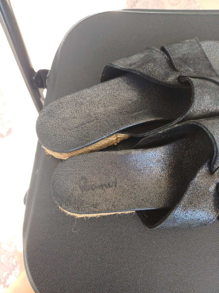 Bambi Siyah Sandalet — görsel 2/4