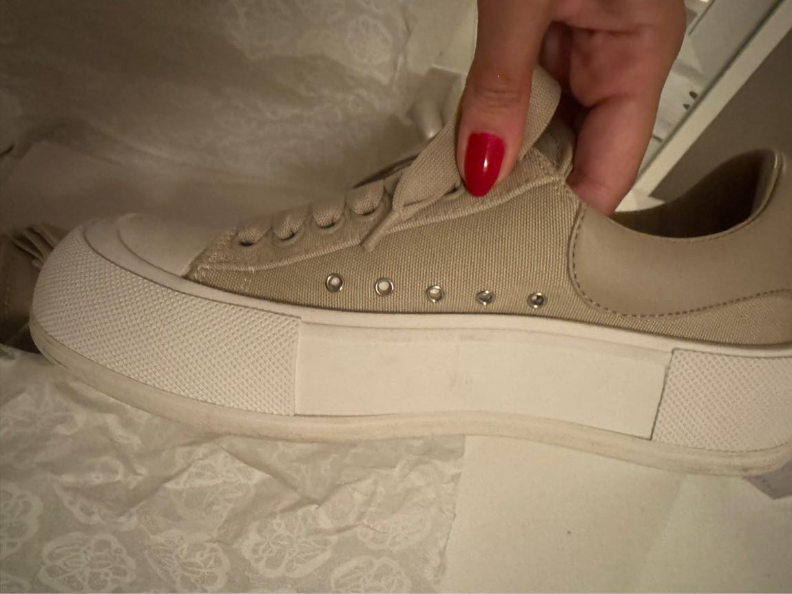 Alexander McQueen Bej Sneaker — görsel 9/11