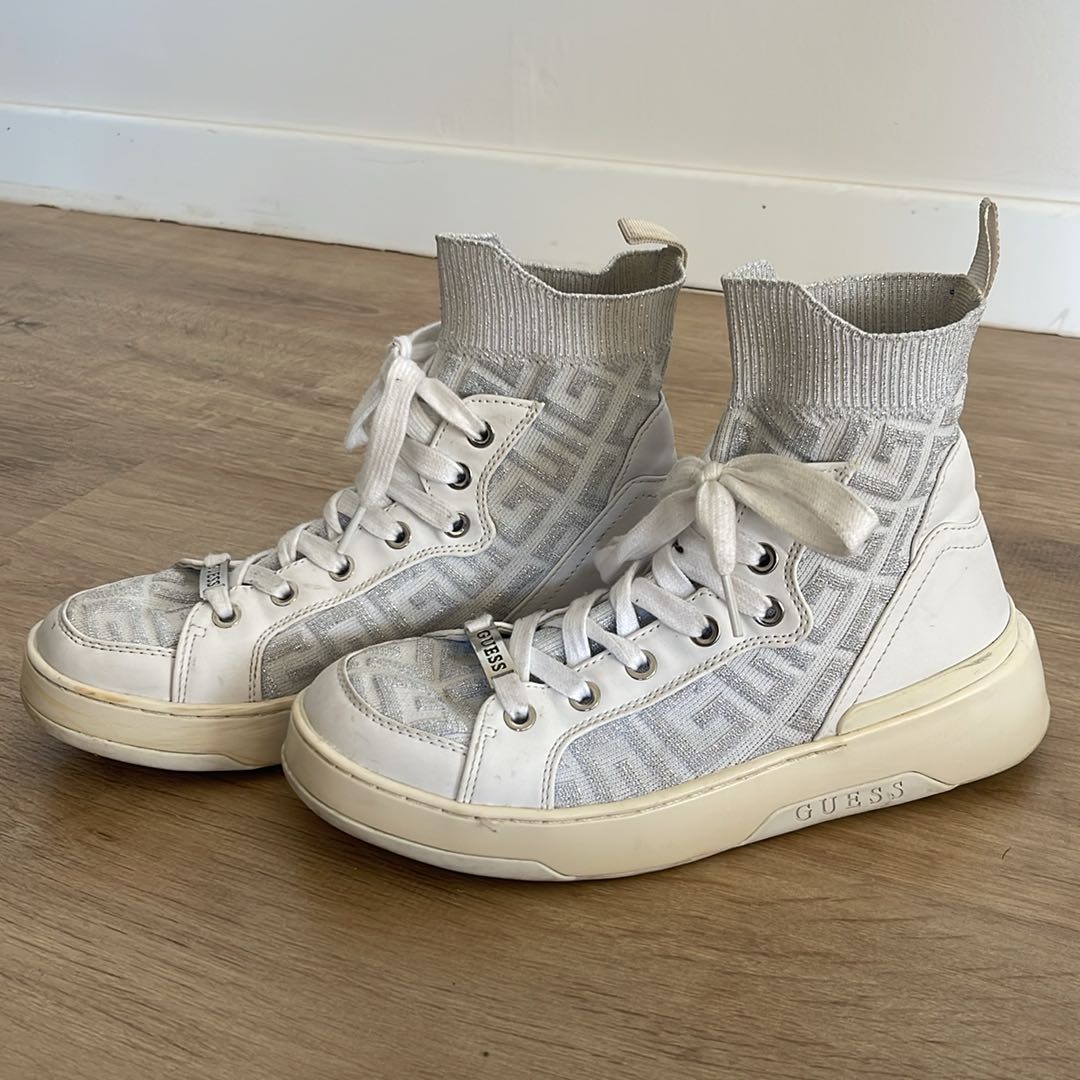 Guess Spor Ayakkabı — görsel 4/5