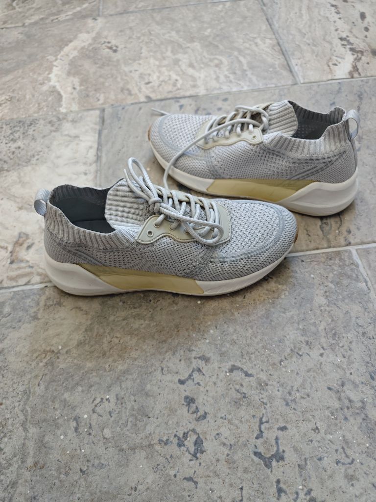 OYSHO SPOR AYAKKABI — görsel 3/4