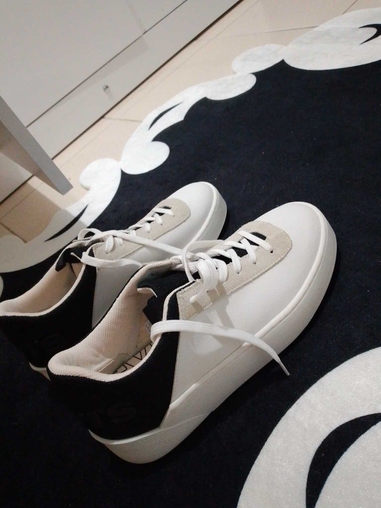 Beyaz Sneaker — görsel 4/5