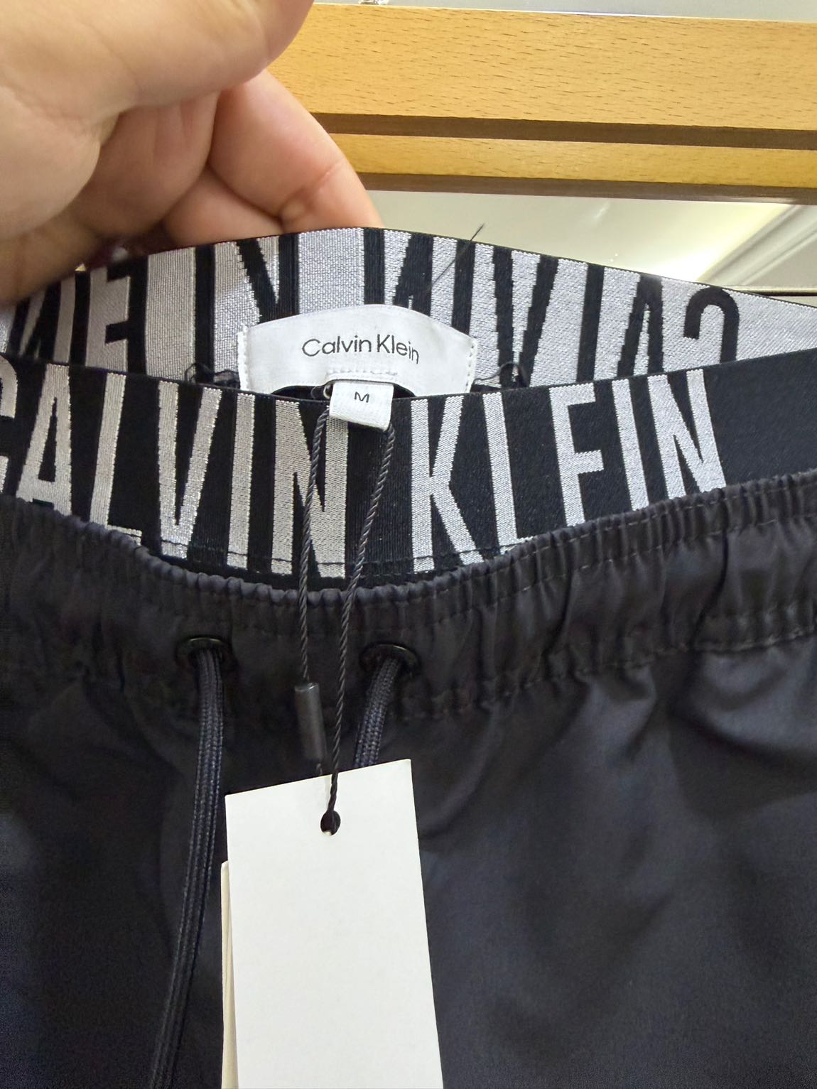 Calvin Klein Deniz Şortu — görsel 3/5