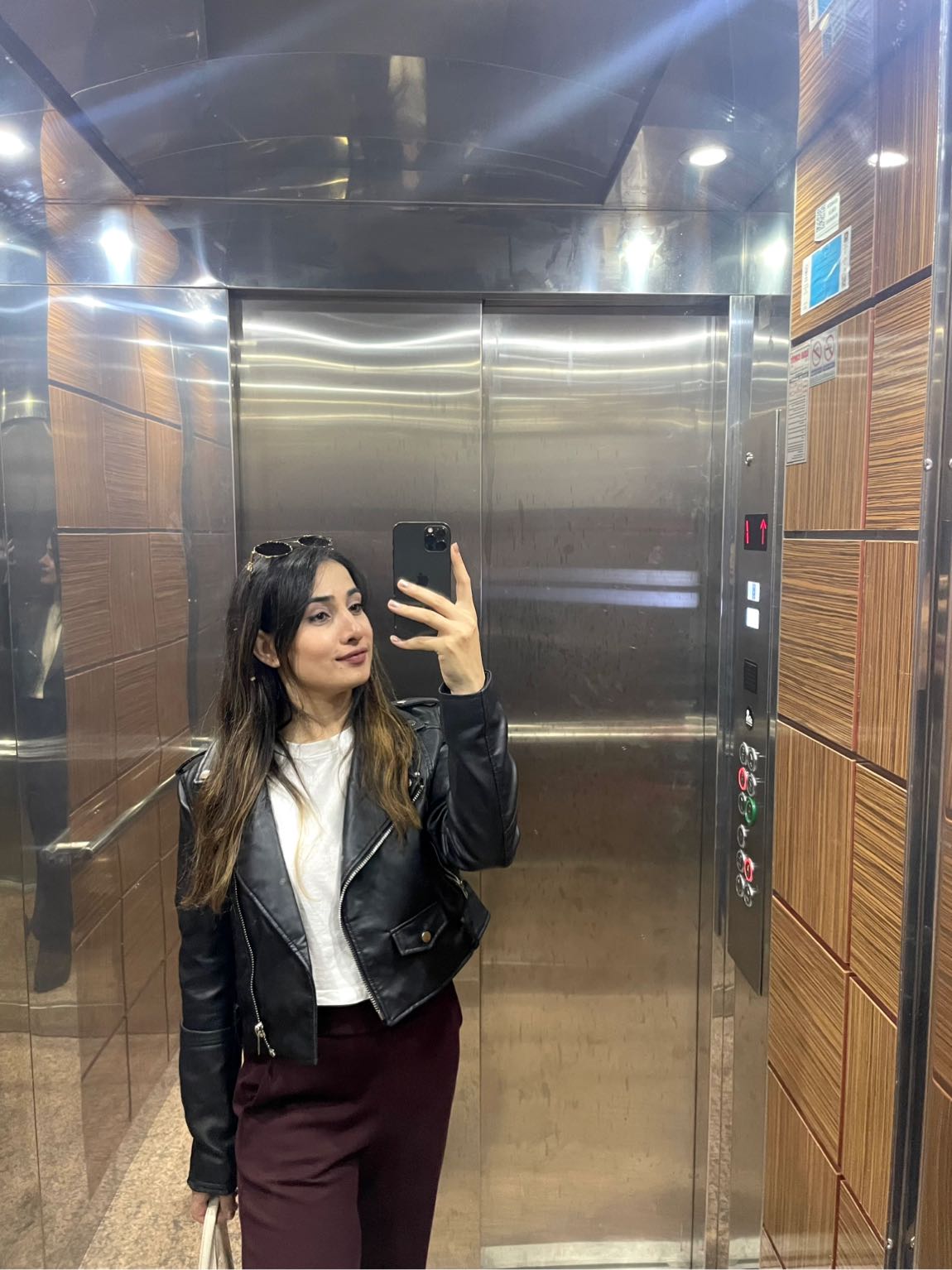 Siyah Deri Ceket — görsel 2/4