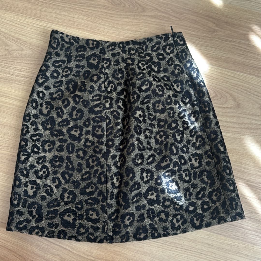 Leopar Desenli Mini Etek — görsel 3/4