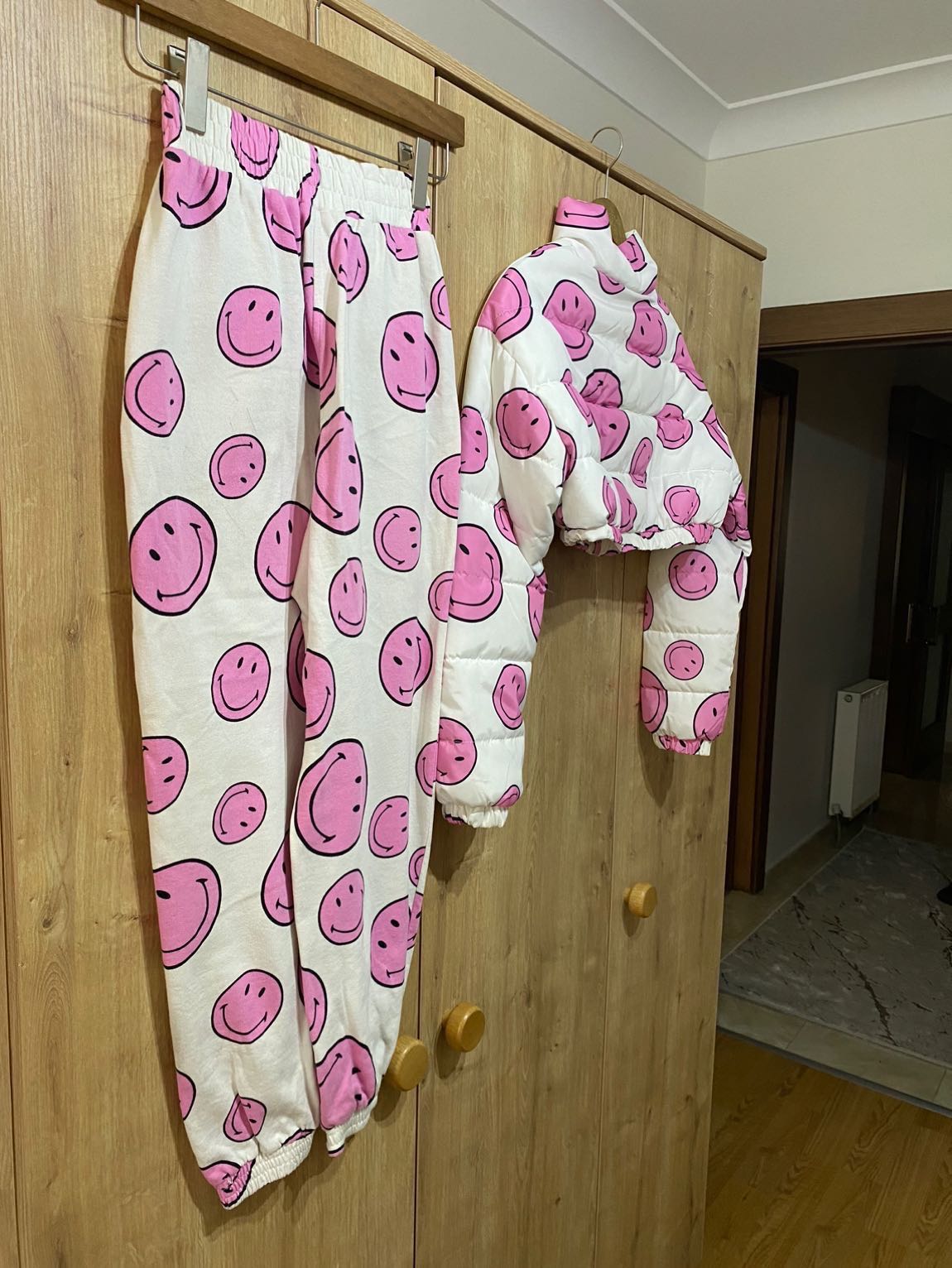 Bershka Smiley Baskılı İkili Takım — görsel 2/8