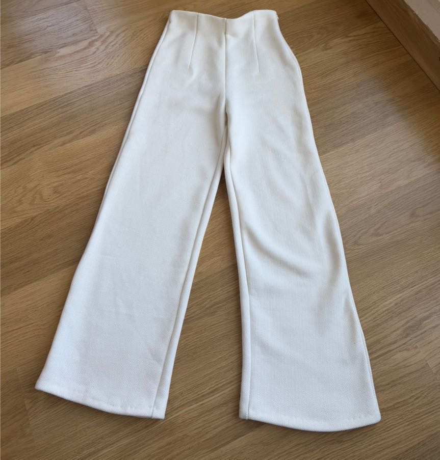 Kalın Dokulu Beyaz Ceket Pantolon Takım — görsel 5/10