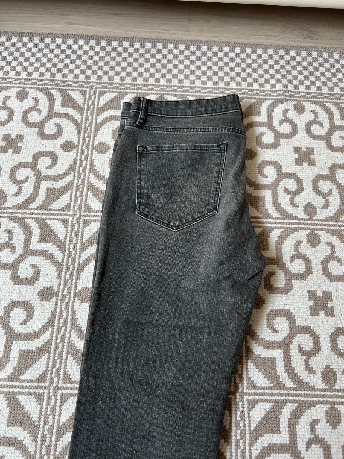 Gri Jean — görsel 6/7