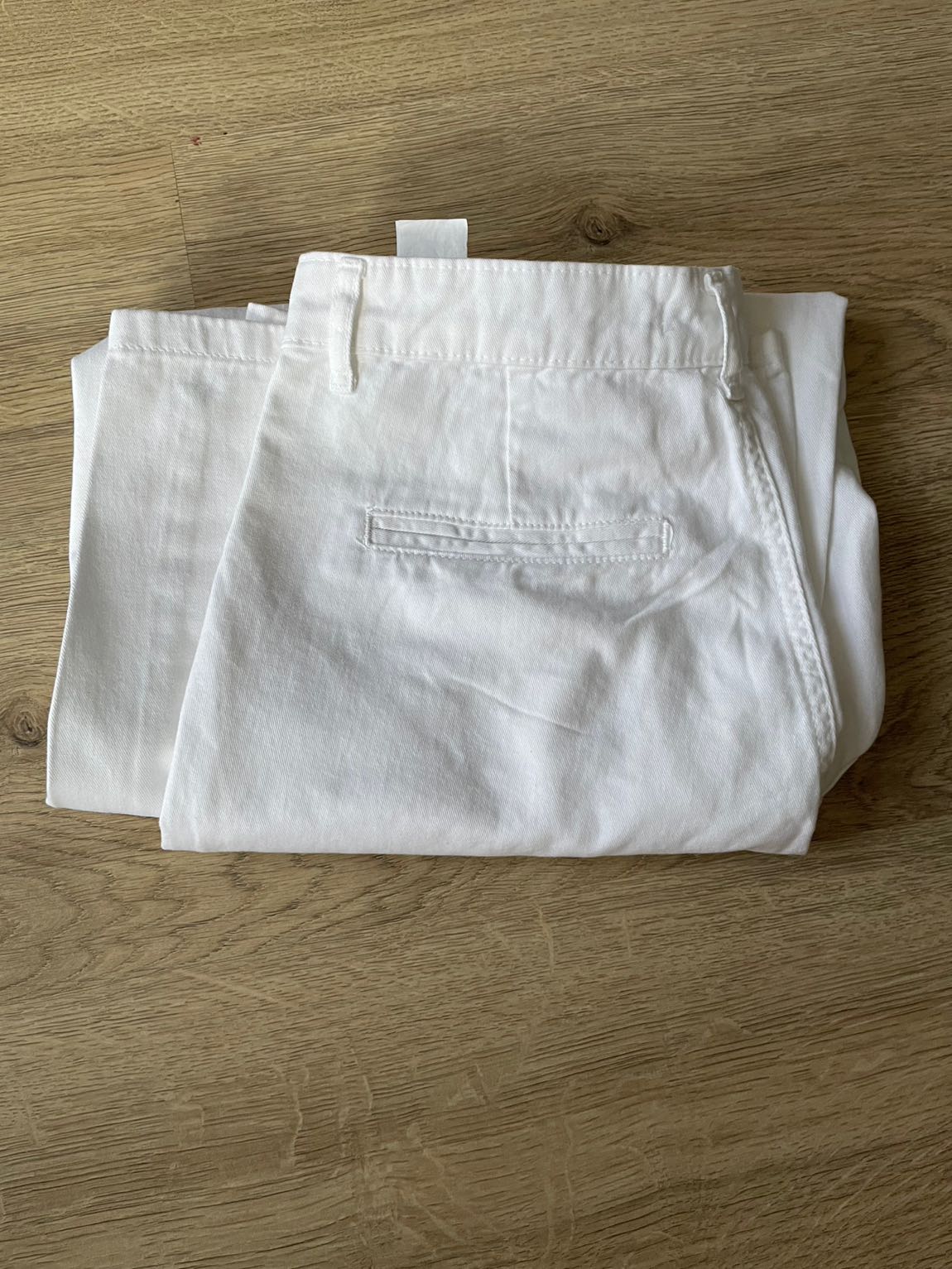 Beyaz Geniş Paça Pantolon — görsel 3/3