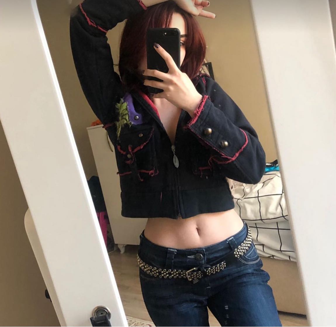 Guess Premium taşlı düşük bel pantolon — görsel 4/11