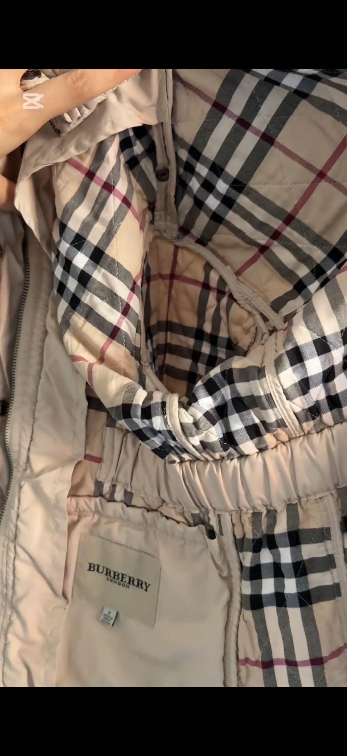 Burberry mont — görsel 4/4