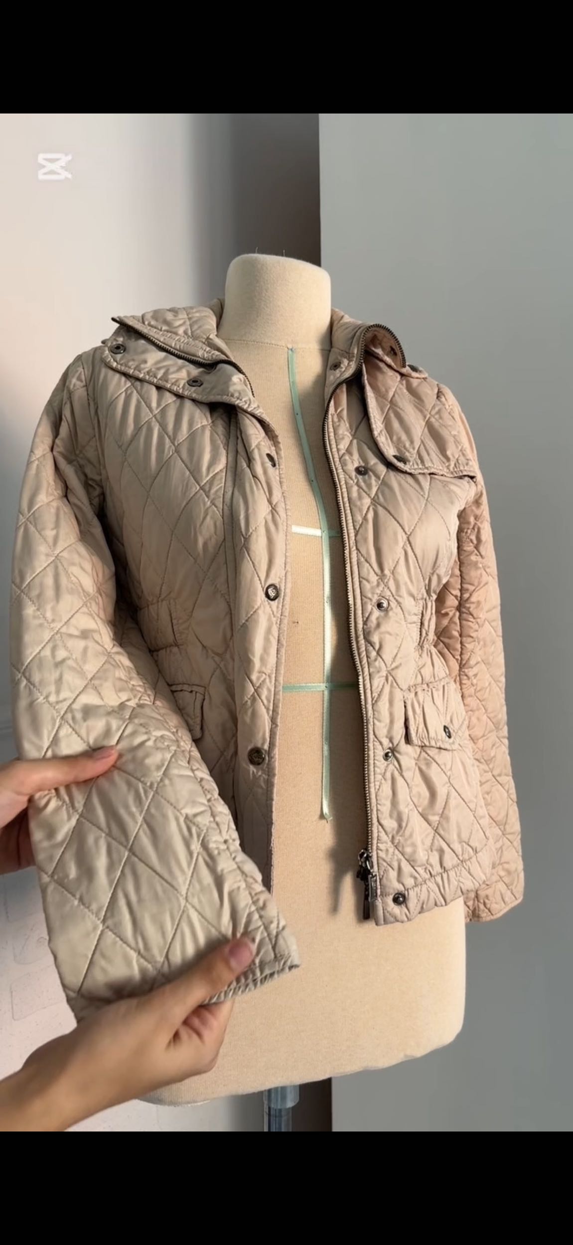 Burberry mont — görsel 2/4