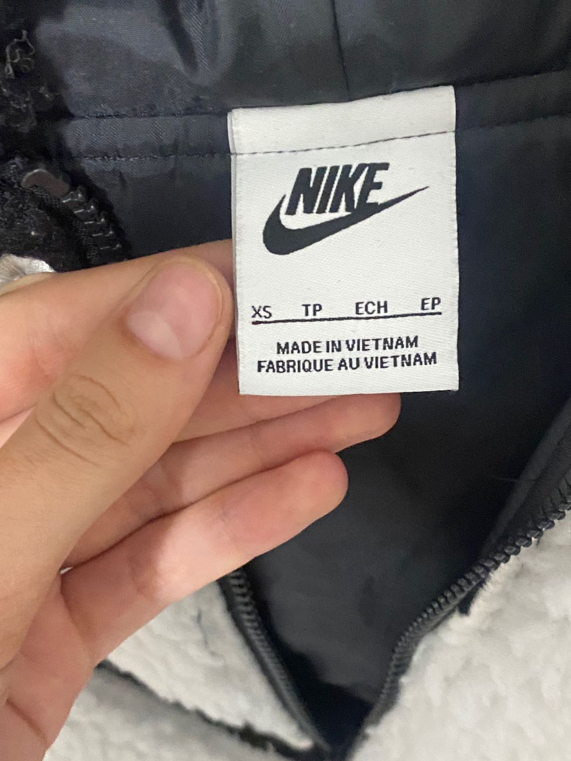 Nike peluş — görsel 4/5