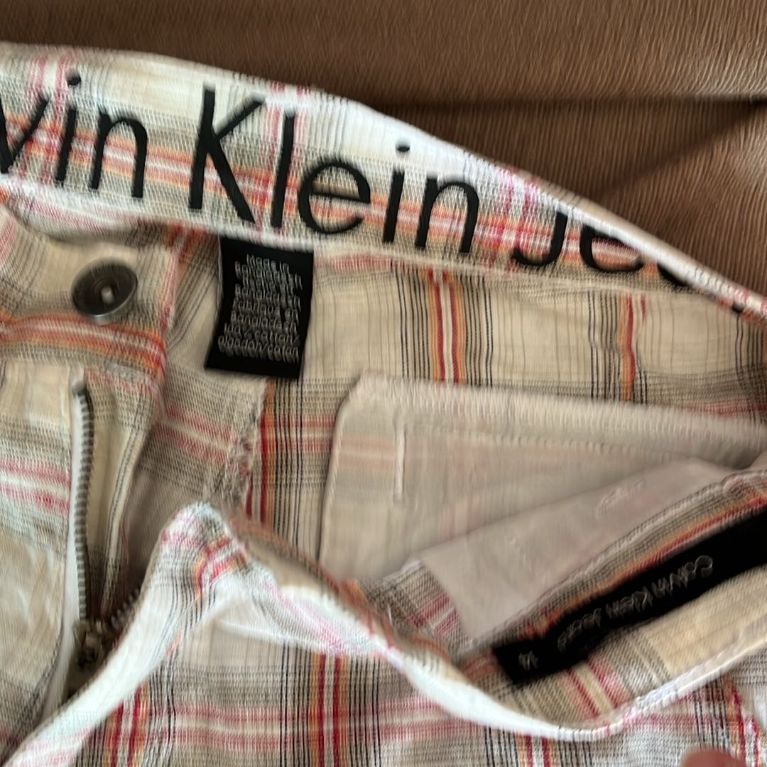 Calvin Klein Jean Ekoseli Şort — görsel 2/4