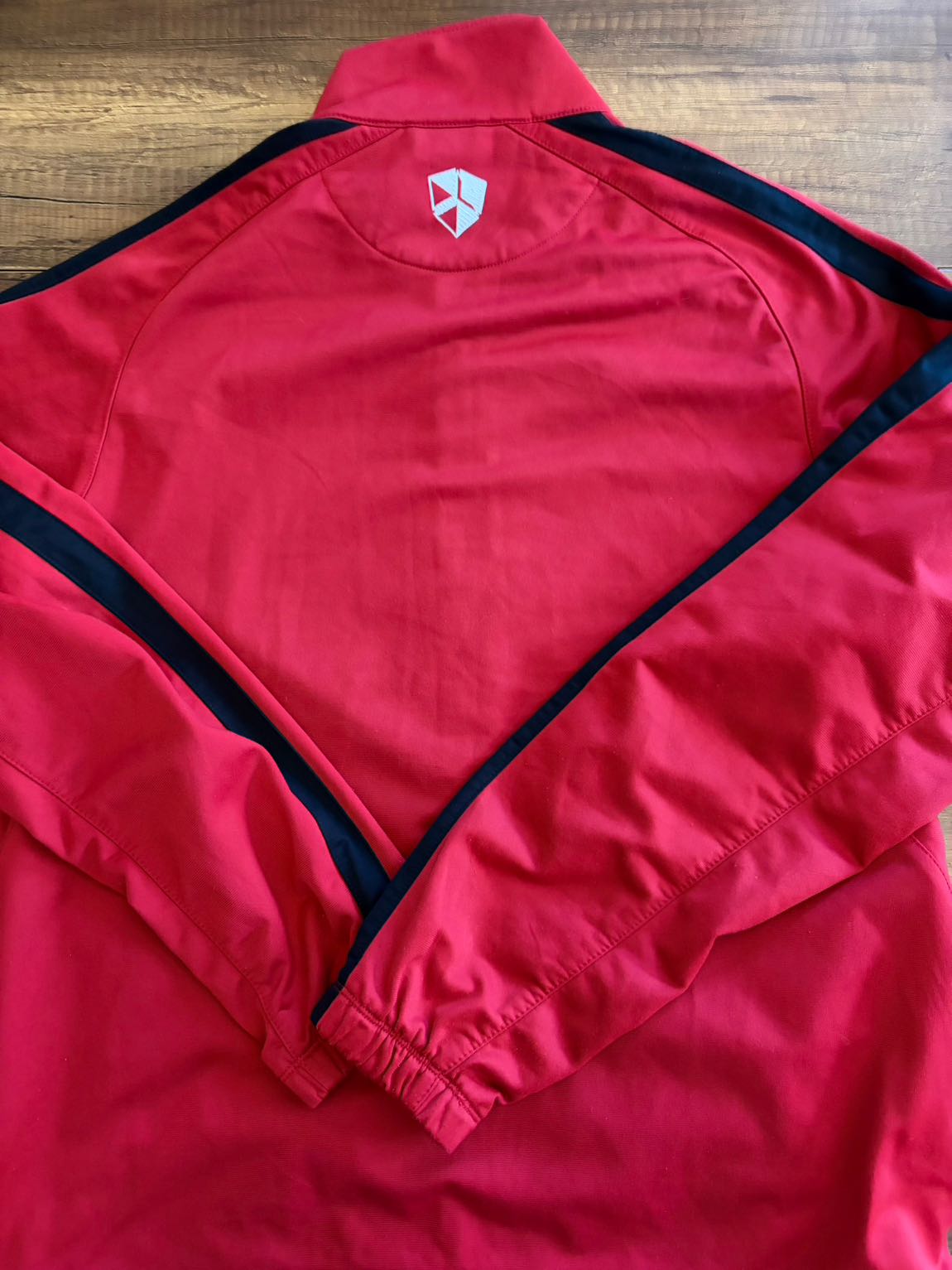 Nike Kırmızı Spor Mont — görsel 4/8