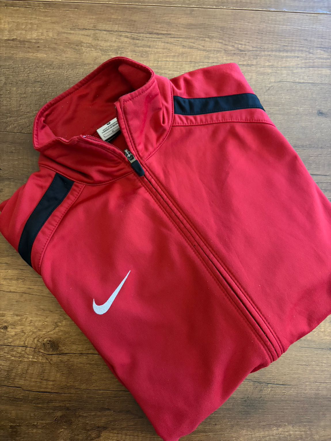 Nike Kırmızı Spor Mont — görsel 6/8