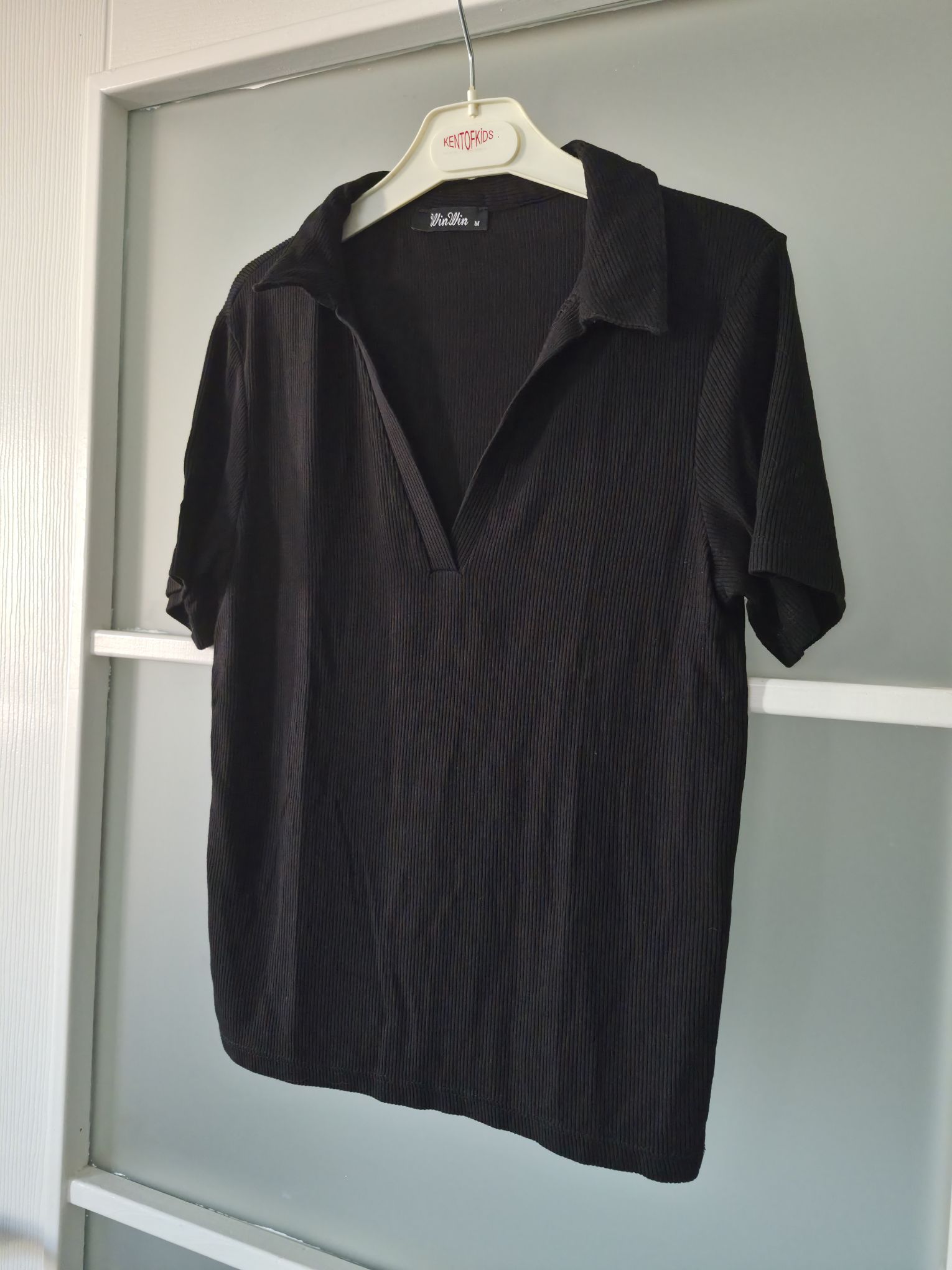 Fitilli Siyah Polo Yaka Tişört — görsel 10/20