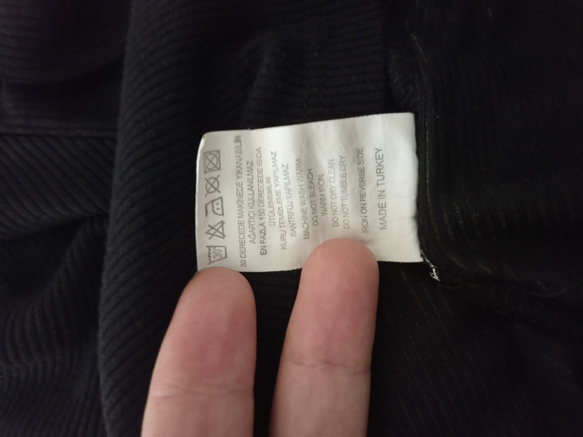 Fitilli Siyah Polo Yaka Tişört — görsel 20/20