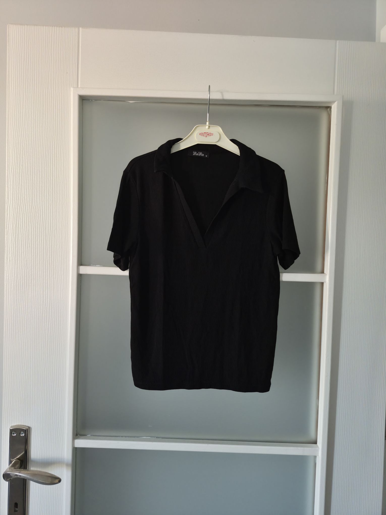 Fitilli Siyah Polo Yaka Tişört — görsel 7/20