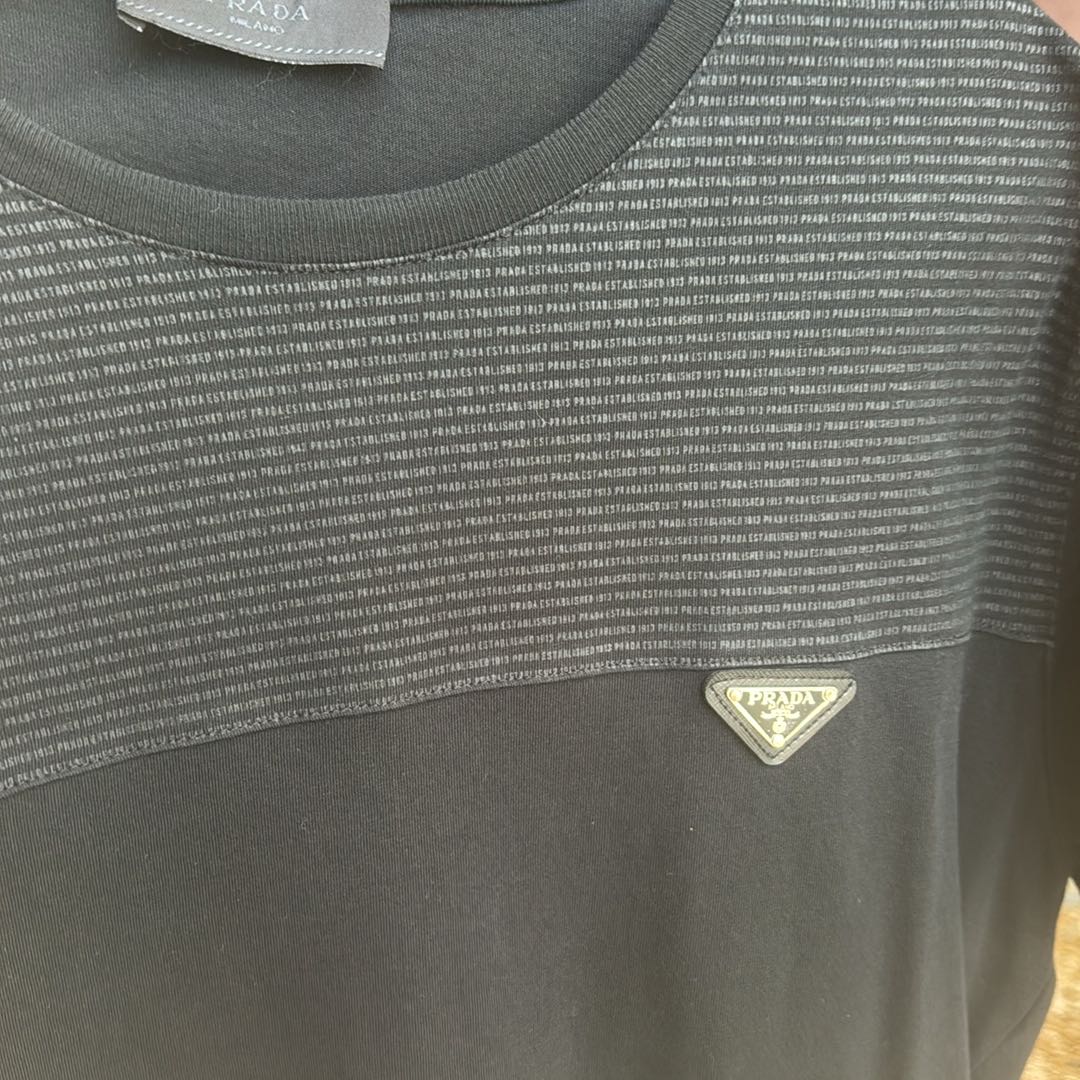 Prada Siyah T-Shirt — görsel 2/2
